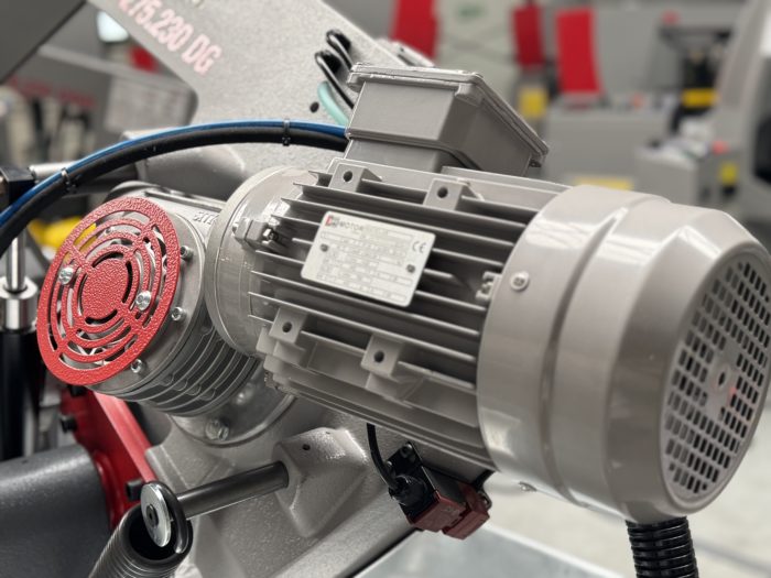 przecinarki taśmowe bomar,pilarki,piła do cięcia,maszyny do metalu,podajniki,przecinarka-tasmowa