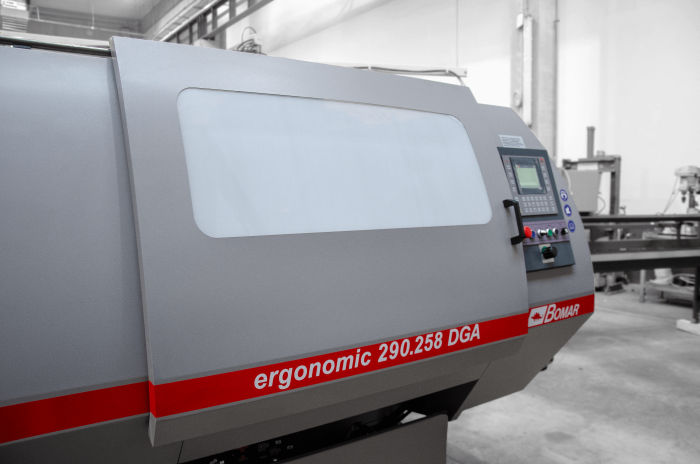 przecinarka taśmowa bomar,pilarka,piła do cięcia,maszyny do metalu,podajniki,przecinarki