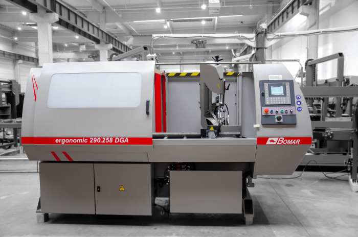 przecinarka taśmowa bomar,pilarka,piła do cięcia,maszyny do metalu,podajniki,przecinarki