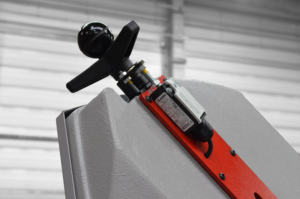 przecinarki taśmowe bomar,pilarki,piła do cięcia,maszyny do metalu,podajniki,przecinarka-tasmowa