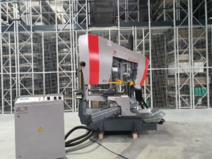 przecinarka taśmowa bomar,pilarka,piła do cięcia,maszyny do metalu,podajniki,przecinarki