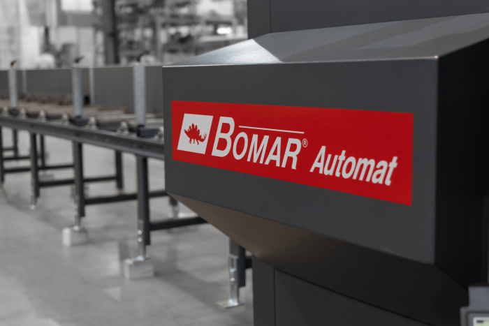 przecinarka taśmowa bomar,pilarka,piła do cięcia,maszyny do metalu,podajniki,przecinarki