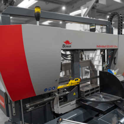 przecinarka taśmowa bomar,pilarka,piła do cięcia,maszyny do metalu,podajniki,przecinarki