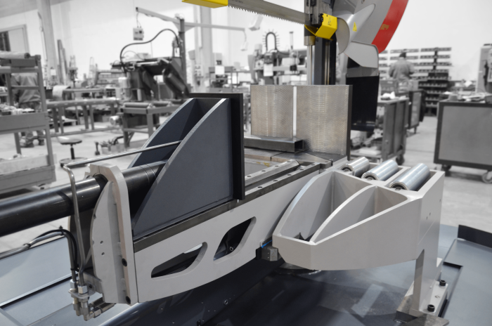 przecinarka-tasmowa-bomar-Individual 720.540dgh przecinarka taśmowa bomar,pilarka,piła do cięcia,maszyny do metalu,podajniki,przecinarki