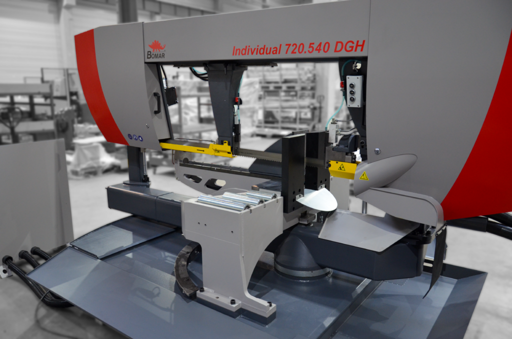przecinarka-tasmowa-bomar-individual 720.540dgh przecinarka taśmowa bomar,pilarka,piła do cięcia,maszyny do metalu,podajniki,przecinarki