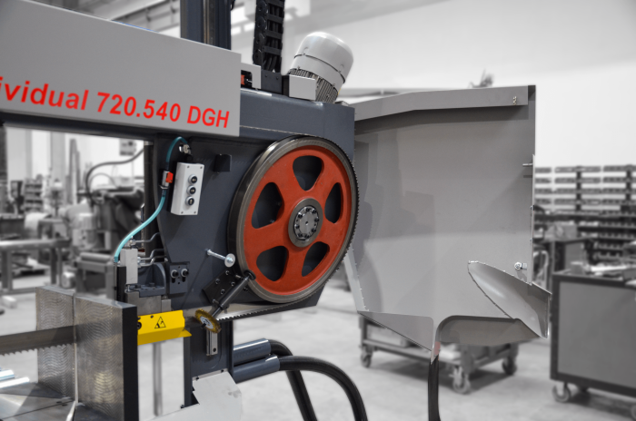 przecinarka-tasmowa-bomar-Individual 720.540dgh przecinarka taśmowa bomar,pilarka,piła do cięcia,maszyny do metalu,podajniki,przecinarki