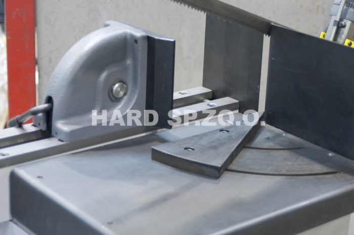 przecinarki taśmowe bomar