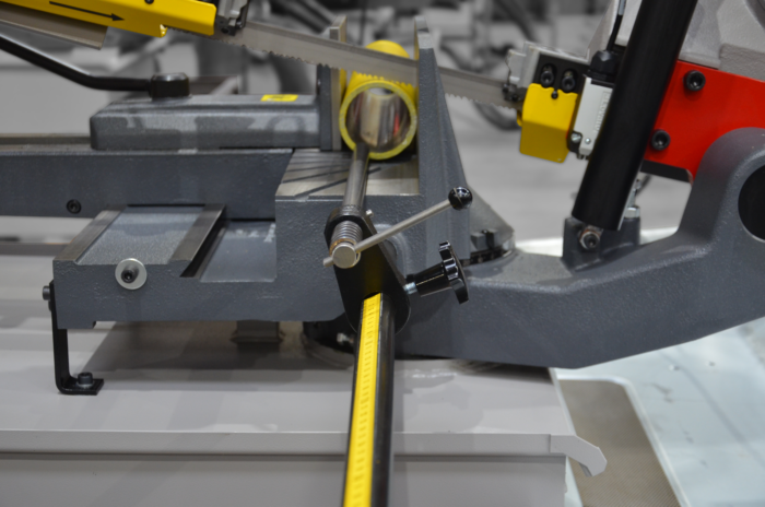 przecinarki taśmowe bomar,pilarki,piła do cięcia,maszyny do metalu,podajniki,przecinarka-tasmowa