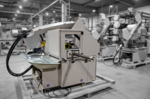 przecinarki taśmowe bomar,pilarki,piła do cięcia,maszyny do metalu,podajniki,przecinarka-tasmowa