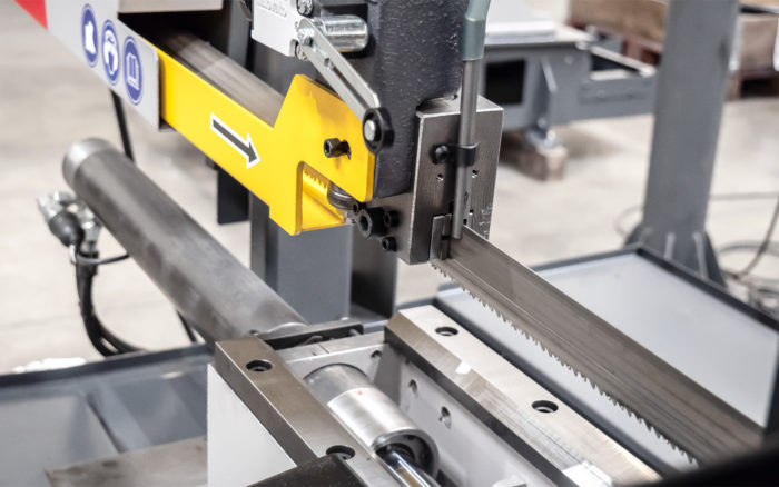 przecinarki taśmowe bomar,pilarki,piła do cięcia,maszyny do metalu,podajniki,przecinarka-tasmowa