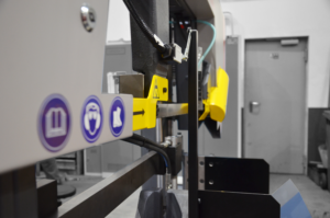 przecinarka taśmowa bomar,pilarka,piła do cięcia,maszyny do metalu,podajniki,przecinarki