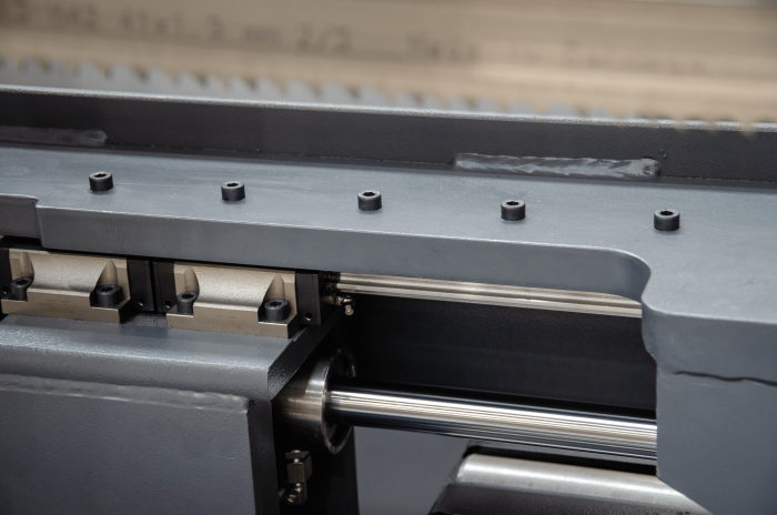 przecinarka-tasmowa-bomar-proline 520.450anc przecinarka taśmowa bomar,pilarka,piła do cięcia,maszyny do metalu,podajniki,przecinarki