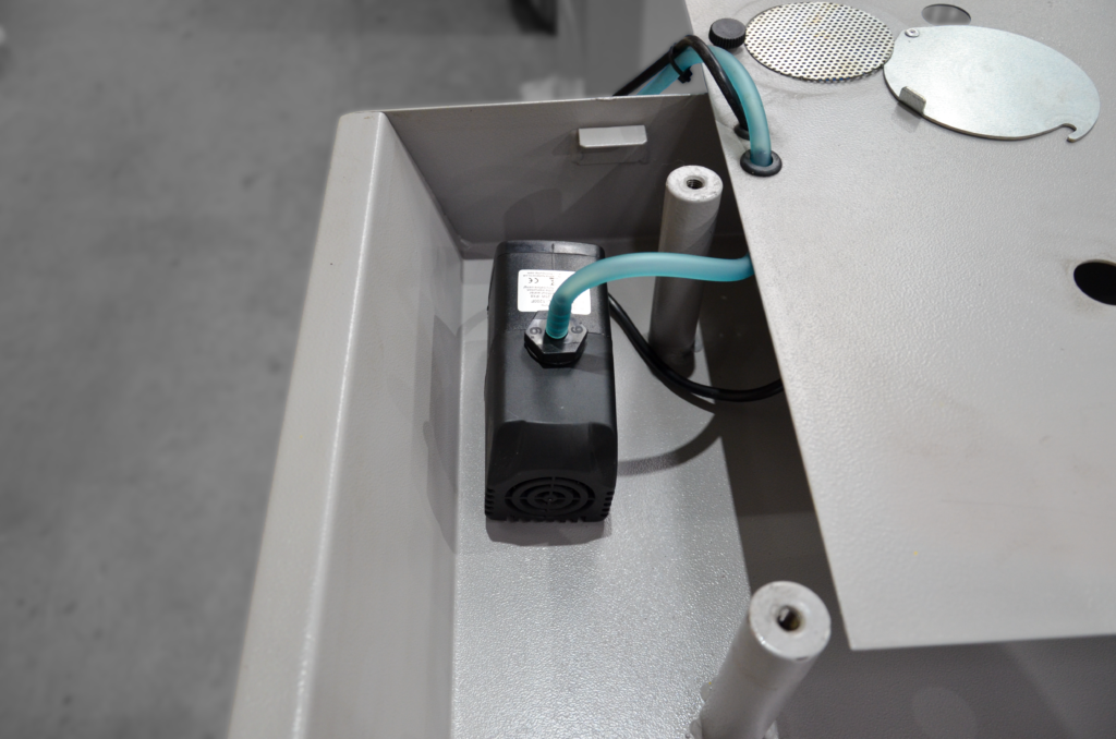 przecinarka-tasmowa-bomar-pulldown przecinarki taśmowe bomar,pilarki,piła do cięcia,maszyny do metalu,podajniki,przecinarka-tasmowa