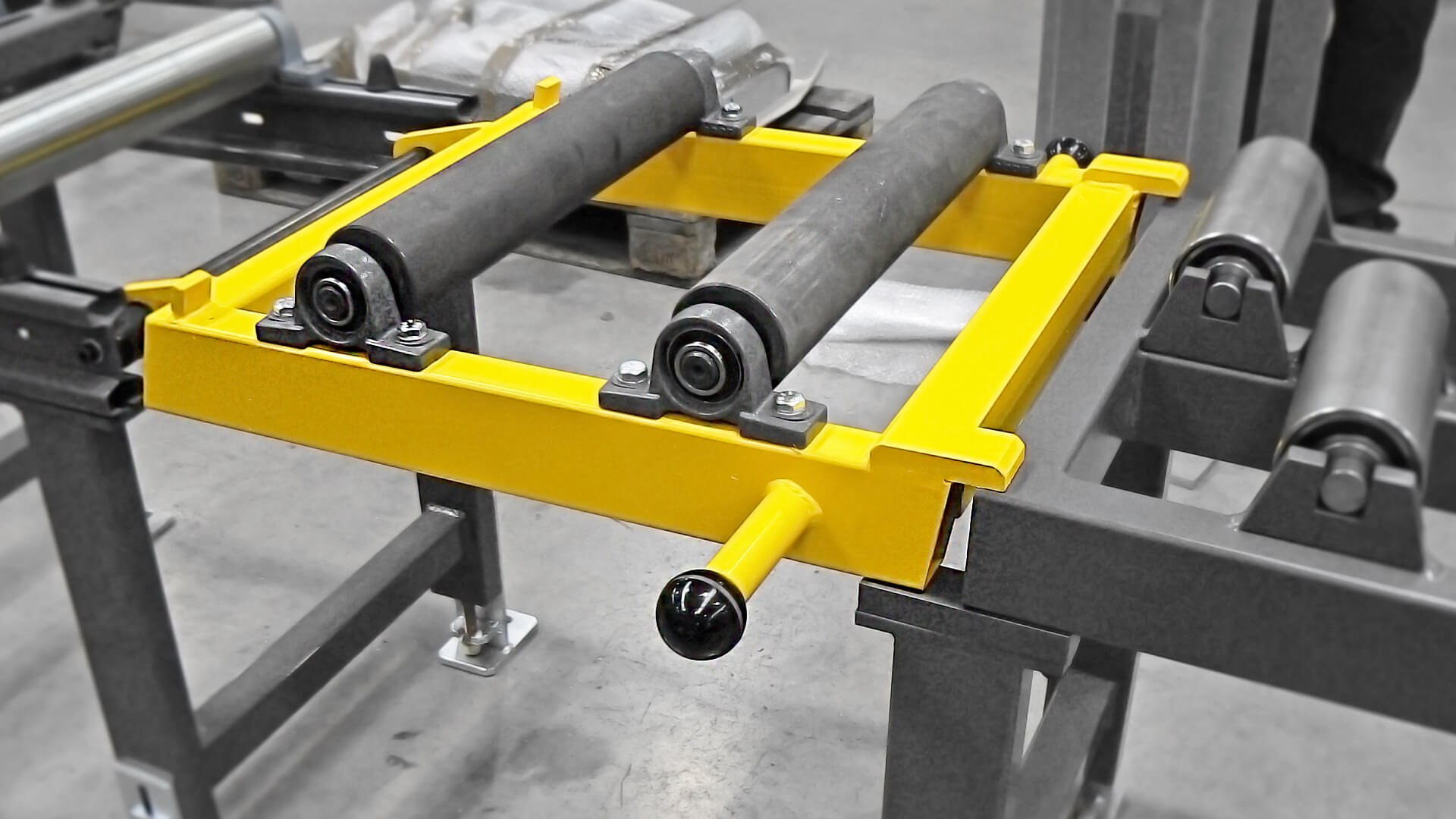 przecinarki taśmowe bomar,pilarki,piła do cięcia,maszyny do metalu,podajniki,przecinarka-tasmowa