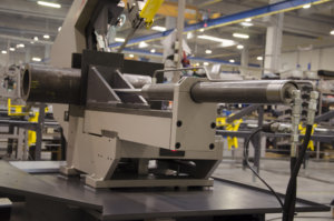 przecinarka taśmowa bomar,pilarka,piła do cięcia,maszyny do metalu,podajniki,przecinarki