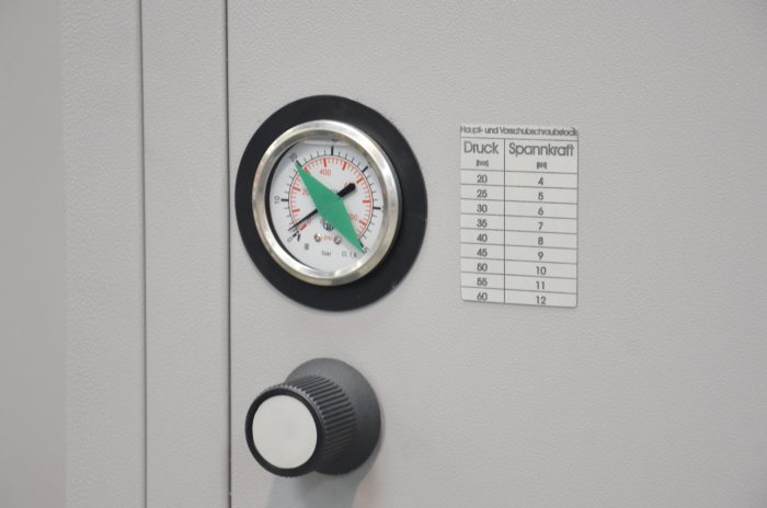 ZUBEHÖR Spanndruckregulierung ZUBEHÖR Spanndruckregulierung