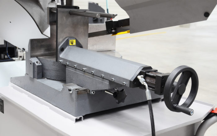 przecinarki taśmowe bomar,pilarki,piła do cięcia,maszyny do metalu,podajniki,przecinarka-tasmowa