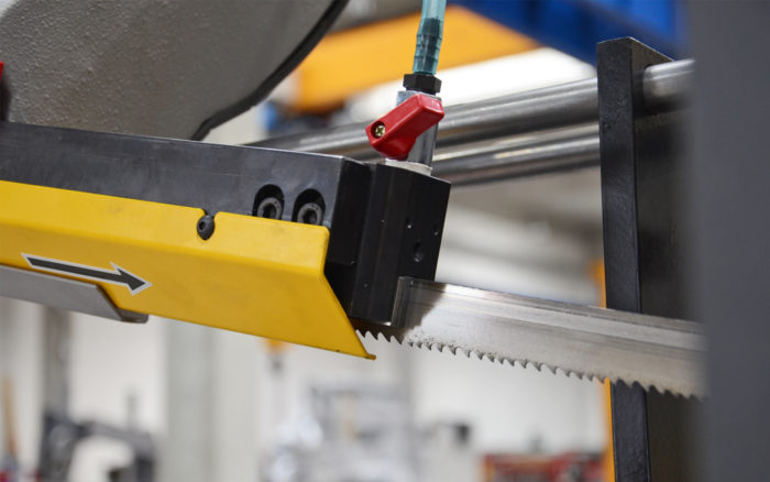 przecinarki taśmowe bomar,pilarki,piła do cięcia,maszyny do metalu,podajniki,przecinarka-tasmowa