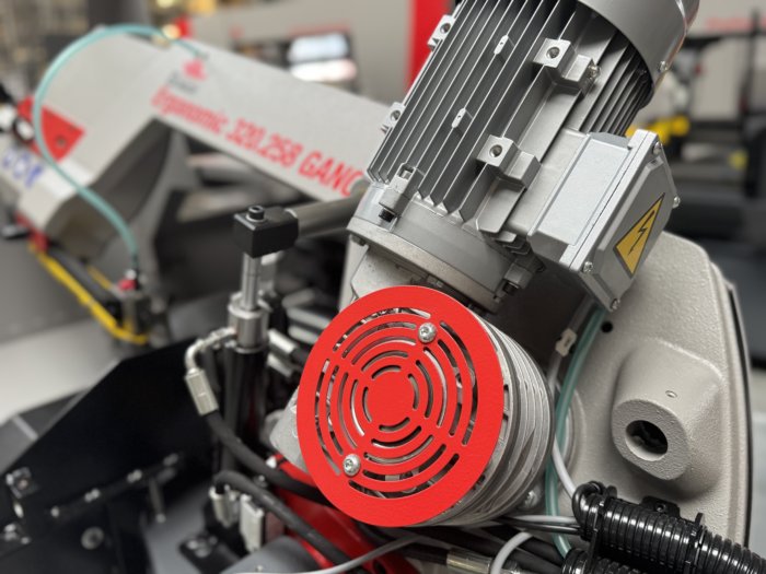 przecinarka-tasmowa-bomar-ergonomic przecinarka taśmowa bomar,pilarka,piła do cięcia,maszyny do metalu,podajniki,przecinarki