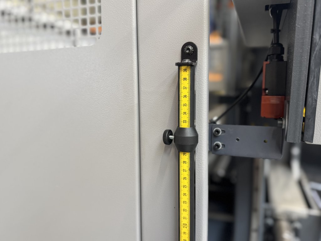 przecinarka-tasmowa-bomar-Proline 320.280anc przecinarka taśmowa bomar,pilarka,piła do cięcia,maszyny do metalu,podajniki,przecinarki