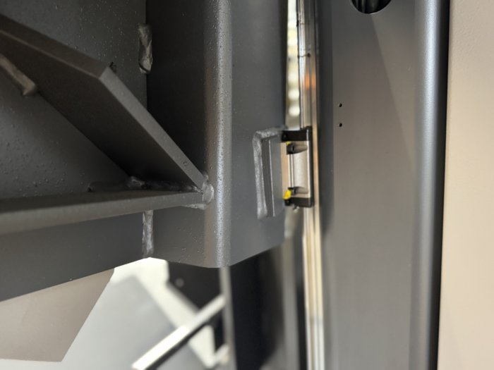 przecinarka-tasmowa-bomar-Proline 420.350ANC przecinarka taśmowa bomar,pilarka,piła do cięcia,maszyny do metalu,podajniki,przecinarki