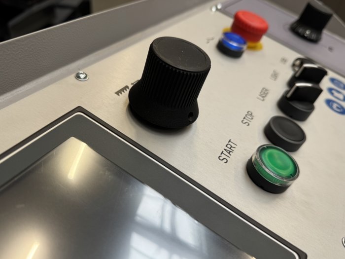 przecinarka-tasmowa-bomar-Proline 320.280ANC przecinarka taśmowa bomar,pilarka,piła do cięcia,maszyny do metalu,podajniki,przecinarki