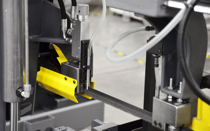 przecinarki taśmowe bomar,pilarki,piła do cięcia,maszyny do metalu,podajniki,przecinarka-tasmowa