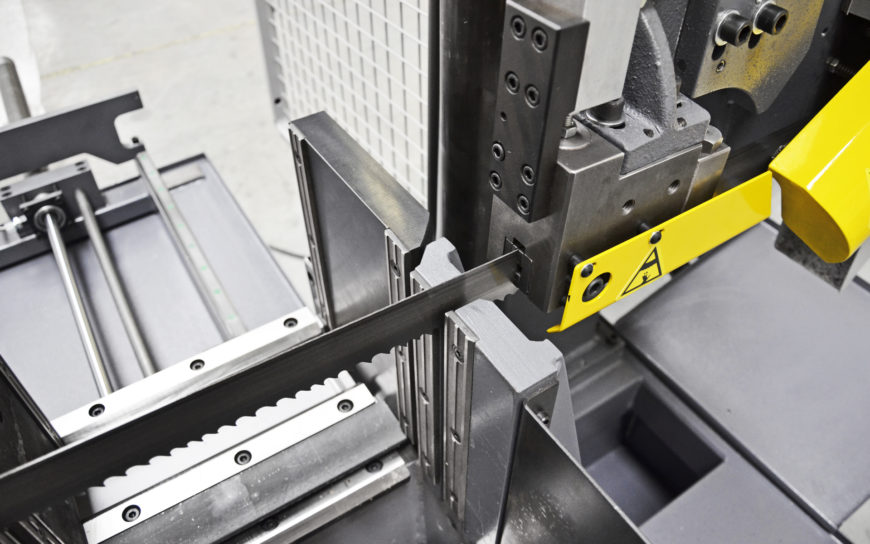 przecinarki taśmowe bomar,pilarki,piła do cięcia,maszyny do metalu,podajniki,przecinarka-tasmowa